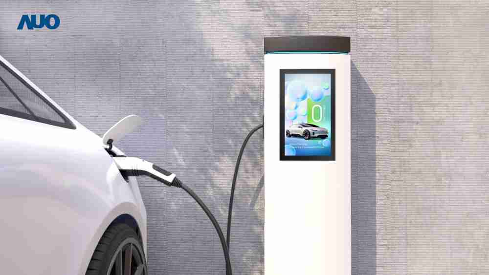 友達〝EVSE車用充電樁解決方案〞專為電動汽車充電樁設計，，，具有高亮度、、、克服戶外艱難環境的耐溫、、、、耐紫外線等特性，，，並搭載散熱性及擴充性強的高效能工業電腦，，，，可實現人機互動訴求，，如資訊顯示、、支付等應用